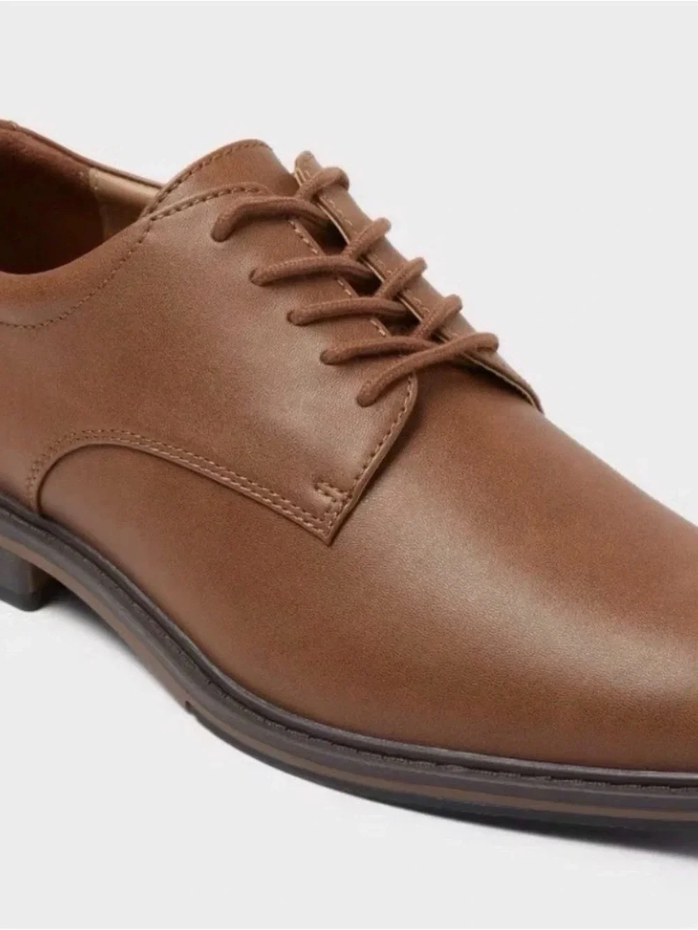 Classic Men's Brown Leather Derby Shoes